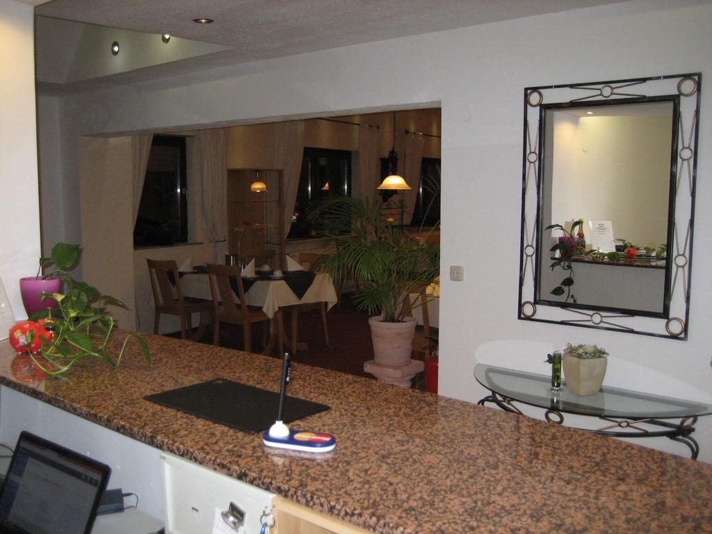 Hotel Zum Schnackel In Mainz Βιζμπάντεν Εξωτερικό φωτογραφία