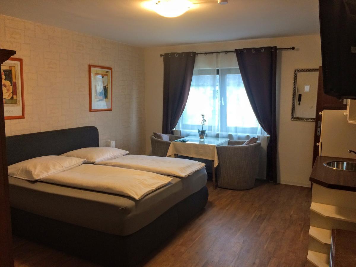 Hotel Zum Schnackel In Mainz Βιζμπάντεν Εξωτερικό φωτογραφία