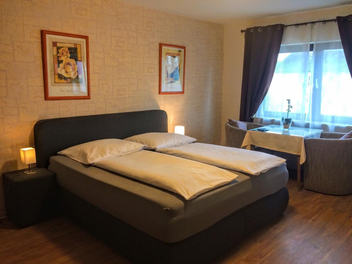 Hotel Zum Schnackel In Mainz Βιζμπάντεν Εξωτερικό φωτογραφία