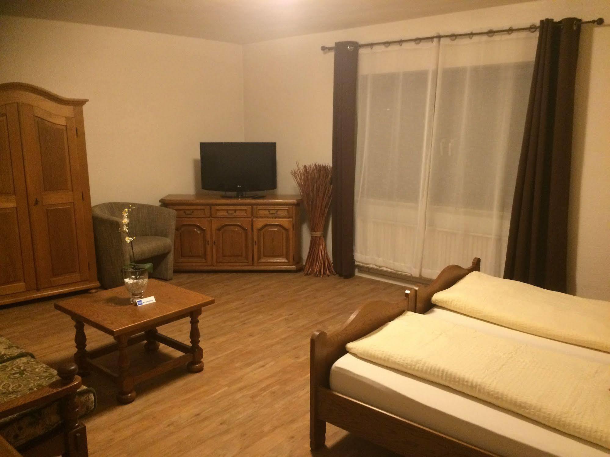 Hotel Zum Schnackel In Mainz Βιζμπάντεν Εξωτερικό φωτογραφία